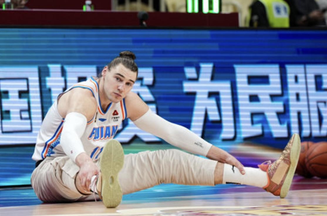 瞬間點燃了