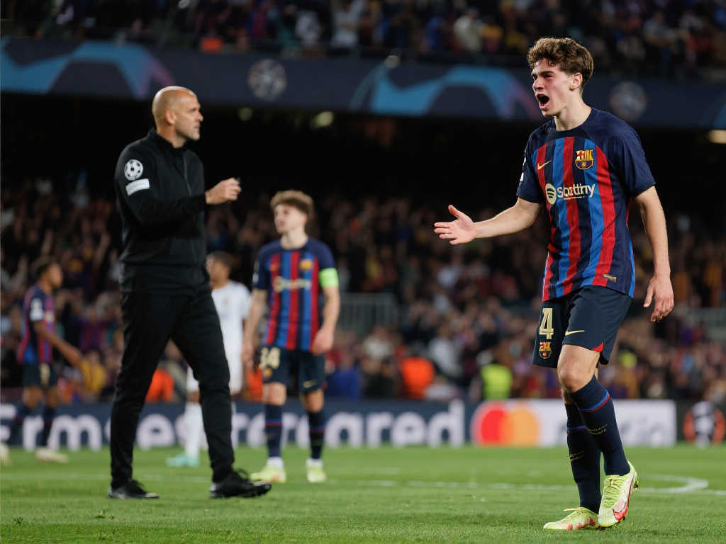 的足球联赛 的足球联赛