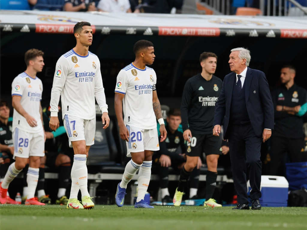 键时刻的挺 键时刻的挺